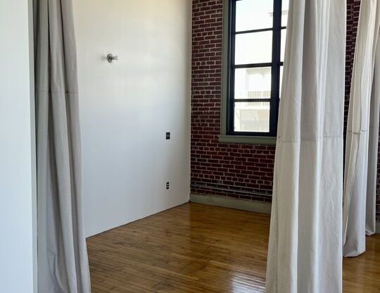 1 bed, 2 baths, 1,189 sqft, $3,950, Unit 504