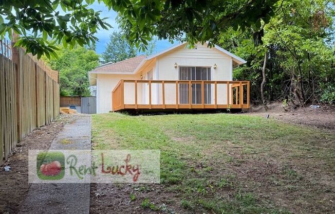 Fully Remodeled & Super Cute 2-Bedroom Cottage FOR RENT!!