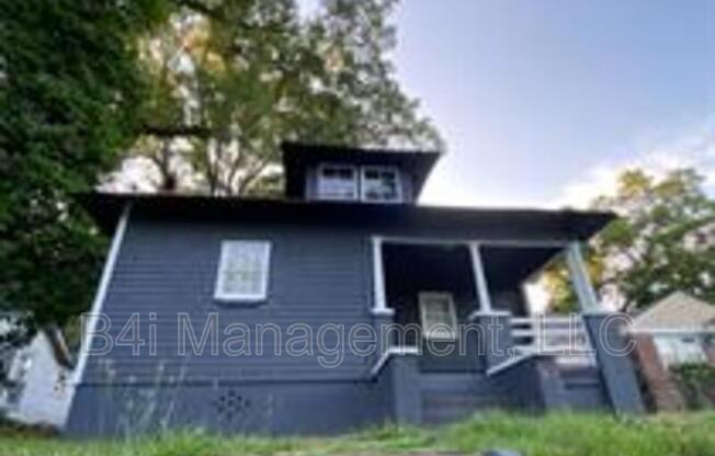 214 GRADY AVE NE