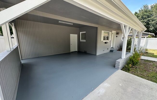 Beautiful 3 bedroom, 2 bath home located in Winter Park