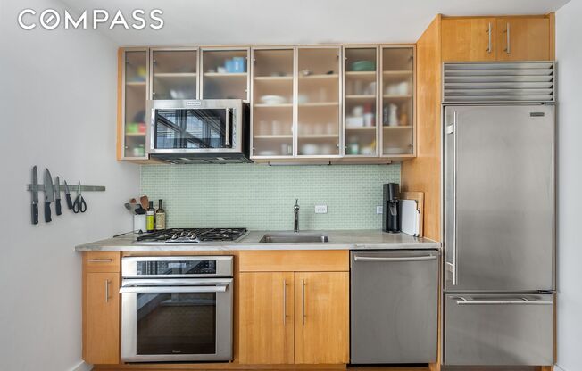 1 ALT NORTHSIDE PIERS 22