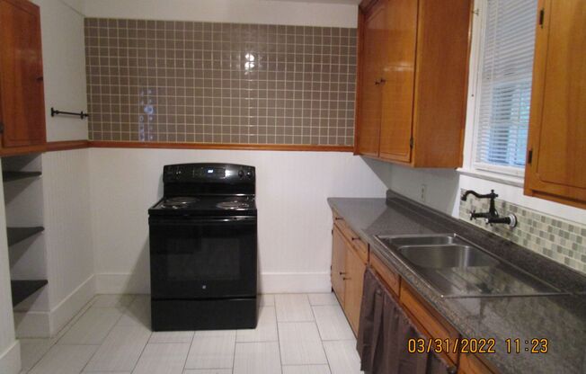 2 beds, 1 bath, $850