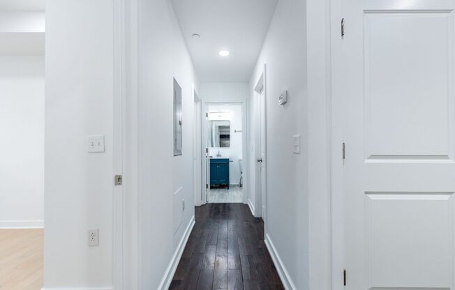 3 beds, 2 baths, 150 sqft, $1,975, Unit 1409-304