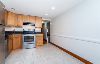 2 beds, 1 bath, 1,000 sqft, $2,600, Unit 2