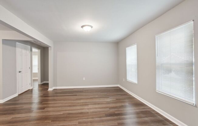 3BR/2BA Downtown House Walking Distance to Forsyth Park and Daffin Park