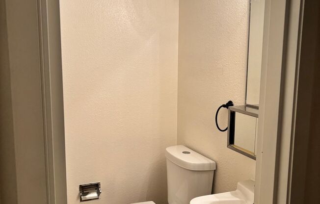 GATED 2 BED/2.5 BATH TOWN-HOME WITH LARGE FINISHED BASEMENT/CLOSE TO DOWNTOWN - RECENTLY REMODELED - NEW PAINT, FLOORING AND CARPET THROUGHOUT
