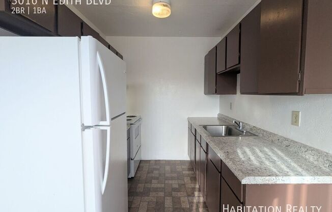 3016 N EDITH BLVD