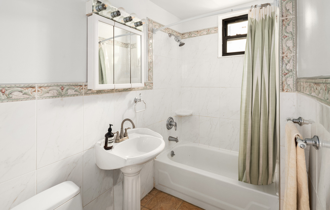 328 STERLING PL