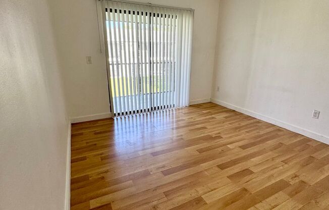 4 beds, 2 baths, 1,407 sqft, $2,575, Unit 088