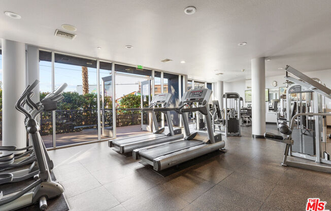 1 bed, 1 bath, 700 sqft, $2,700, Unit 103