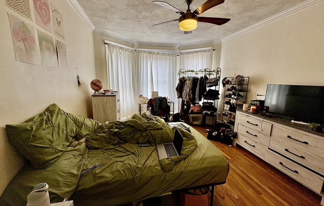 61 Park Dr