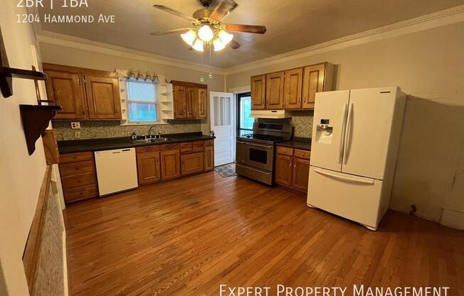 1204 HAMMOND AVE
