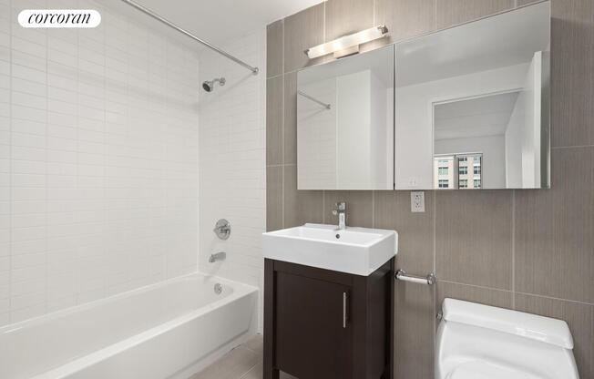 2 beds, 1 bath, $5,133, Unit 12M