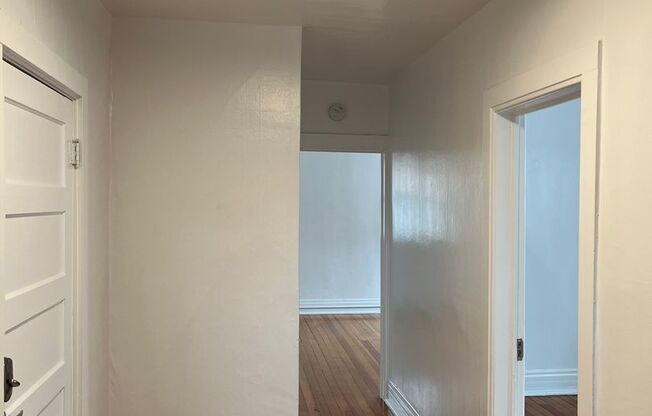 1 bed, 1 bath, 541 sqft, $1,450, Unit 105