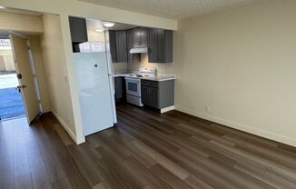 1 bed, 1 bath, $1,950, Unit 13