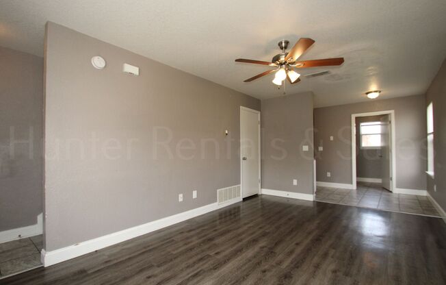 3 beds, 1.5 baths, $875, Unit Unit D