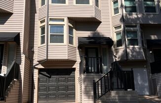 Beautiful 2+ Bedroom, 4 Level Townhome With Loft!
