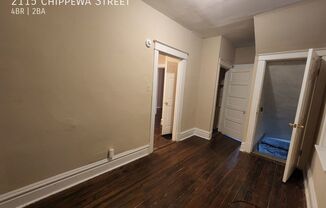 2115 CHIPPEWA ST