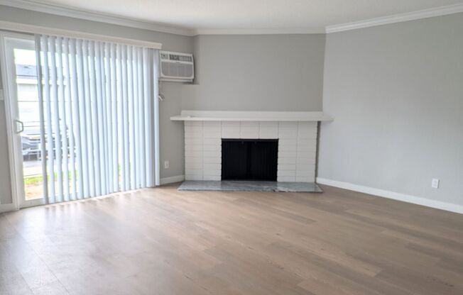 3 beds, 2 baths, 1,300 sqft, $3,750, Unit 469A