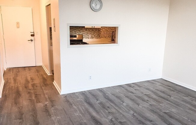 1 bed, 1 bath, 800 sqft, $3,000, Unit 1004
