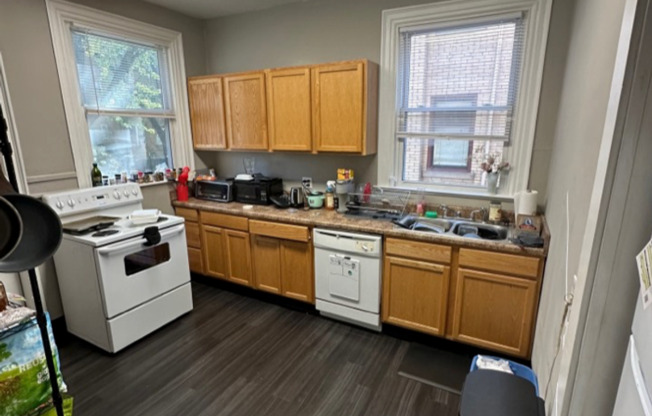 7 Bedroom House Located in Clifton Near UC's Campus