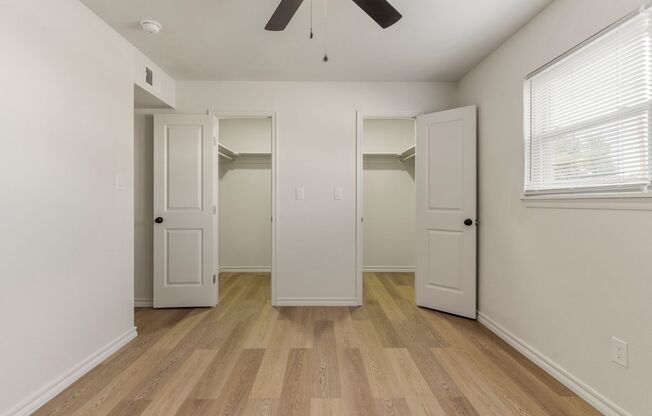 1 bed, 1 bath, 570 sqft, $950, Unit 82-102