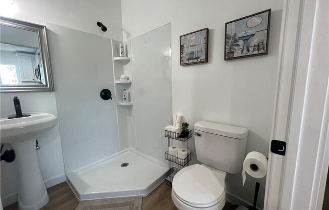 1441 S CLOVERDALE AVE