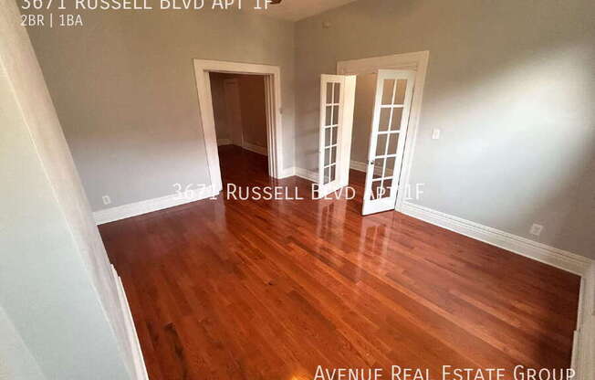 3671 RUSSELL BLVD