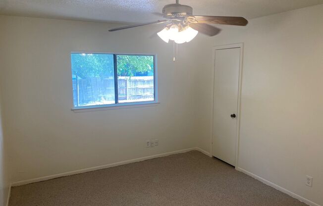 2 beds, 1 bath, $1,175