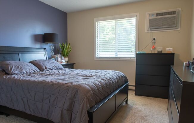 2 beds, 1 bath, 950 sqft, $1,595, Unit 146207