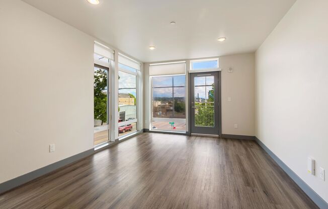Studio, 1 bath, 401 sqft, $1,495, Unit 207