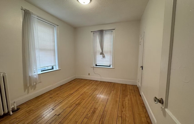 20 Glenville Ave Apt 3