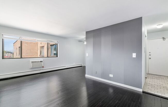 1 bed, 1 bath, 595 sqft, $1,850, Unit 506