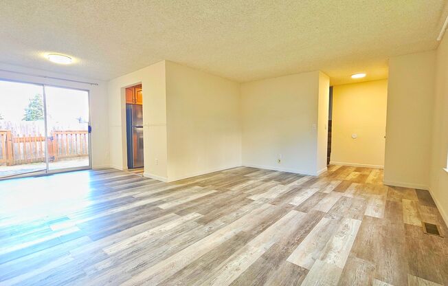 Charming 3 Bed 2.25 Bath Home in desirable Kent, Washington