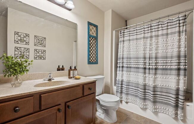 1 bed, 1 bath, 900 sqft, $1,395, Unit 607