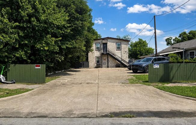 4614 GURLEY AVE
