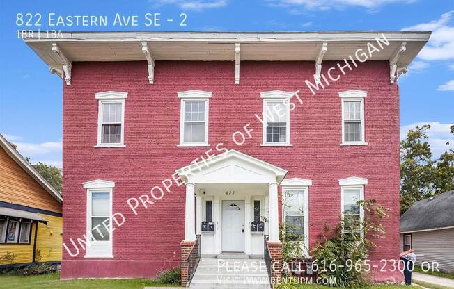 822 Eastern Ave SE