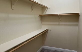 3 beds, 2 baths, $1,595