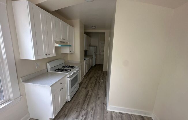 1 bed, 1 bath, 722 sqft, $3,495