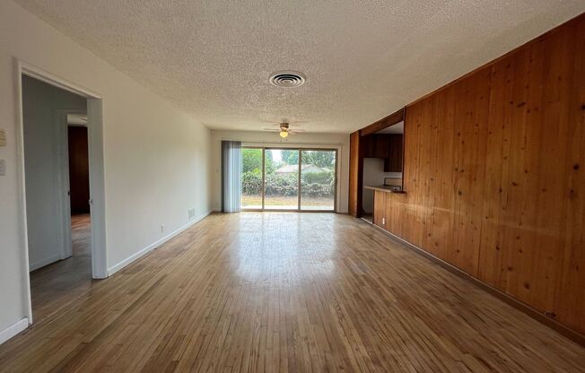 Winnetka 3+2 on cul-de-sac w/spacious backyard!