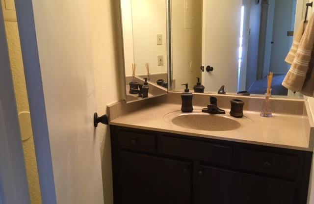 2 beds, 1 bath, 830 sqft, $1,349, Unit 134