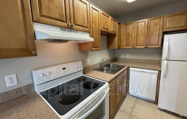 13686 ORANGE SUNSET DR