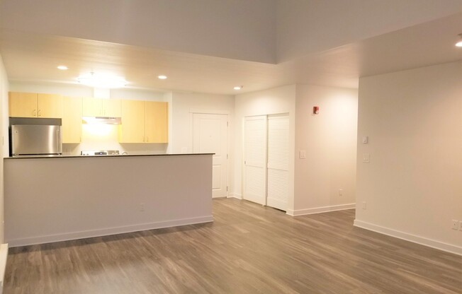 2 beds, 1 bath, 1,080 sqft, $2,445, Unit 4759-3B