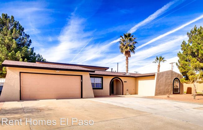 5572 Fernwood