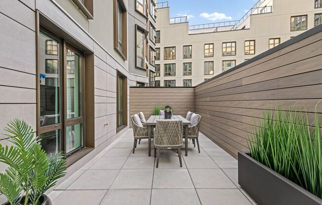 3 beds, 2 baths, $5,250, Unit APT. 708