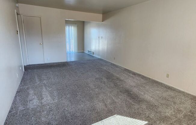 350 - 2905 Old Almaden Rd