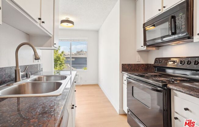 2 beds, 2 baths, 1,100 sqft, $3,595, Unit 308