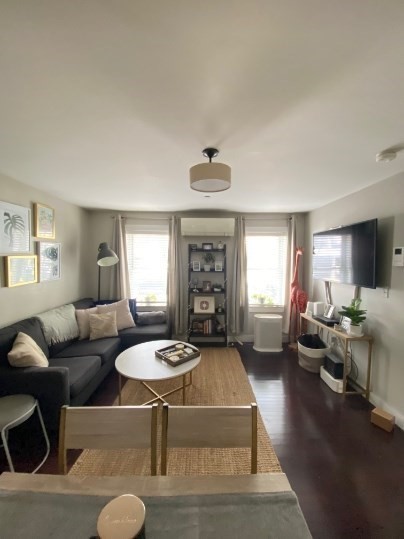 609 E 2 ST