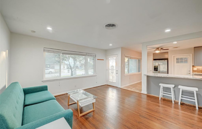 5410 DE MILO DR