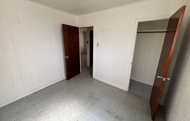 705 Hoawa St.